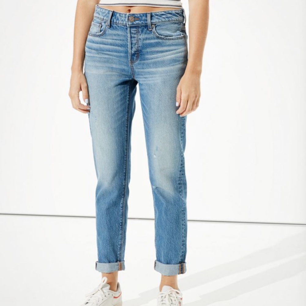 AE TOMGIRL JEANS